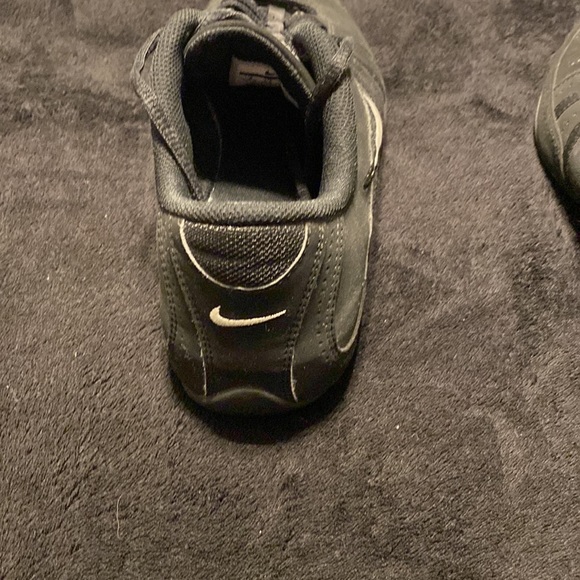 Tennis shoes.  Good for balancing or dance - Picture 4 of 6